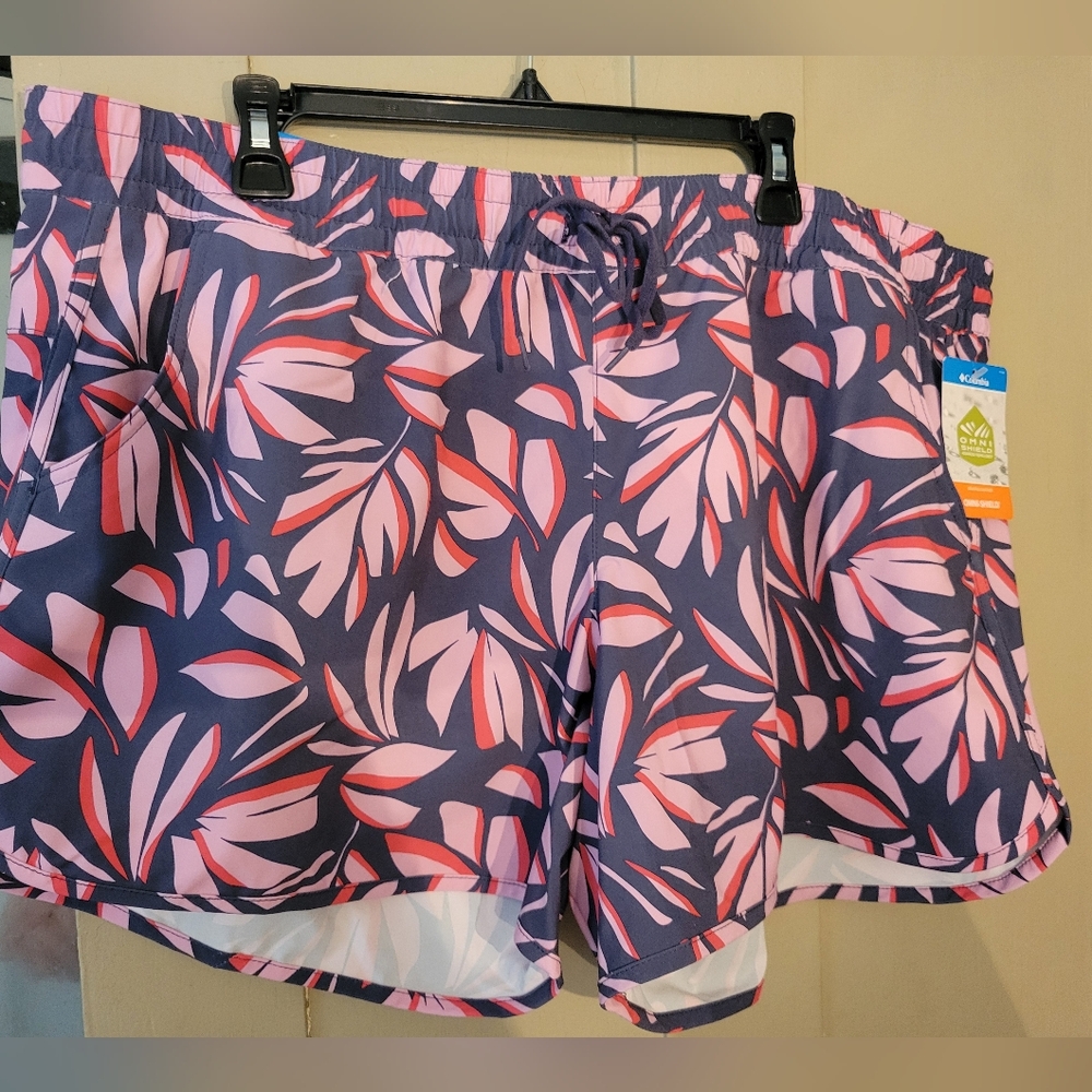 Columbia XXL Women's Shorts